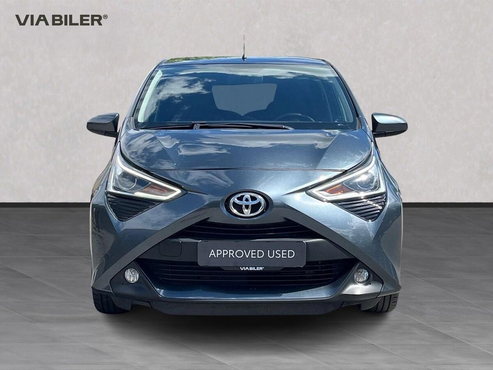 Toyota Aygo 1,0 VVT-i x-play 5d
