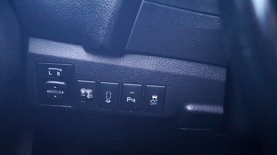 Toyota Auris 1,4 D-4D T2 Premium 5d