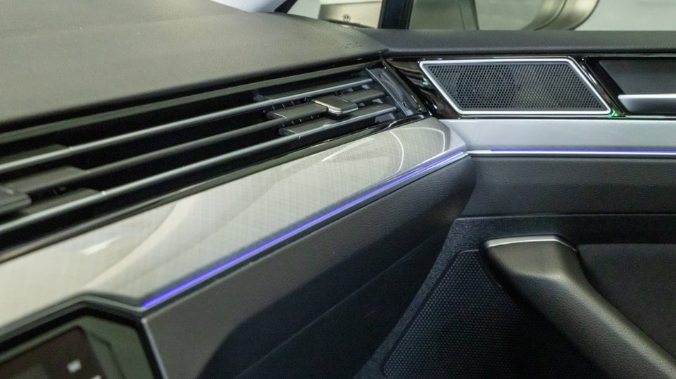 VW Passat 2,0 TDi 122 Business Variant DSG 5d