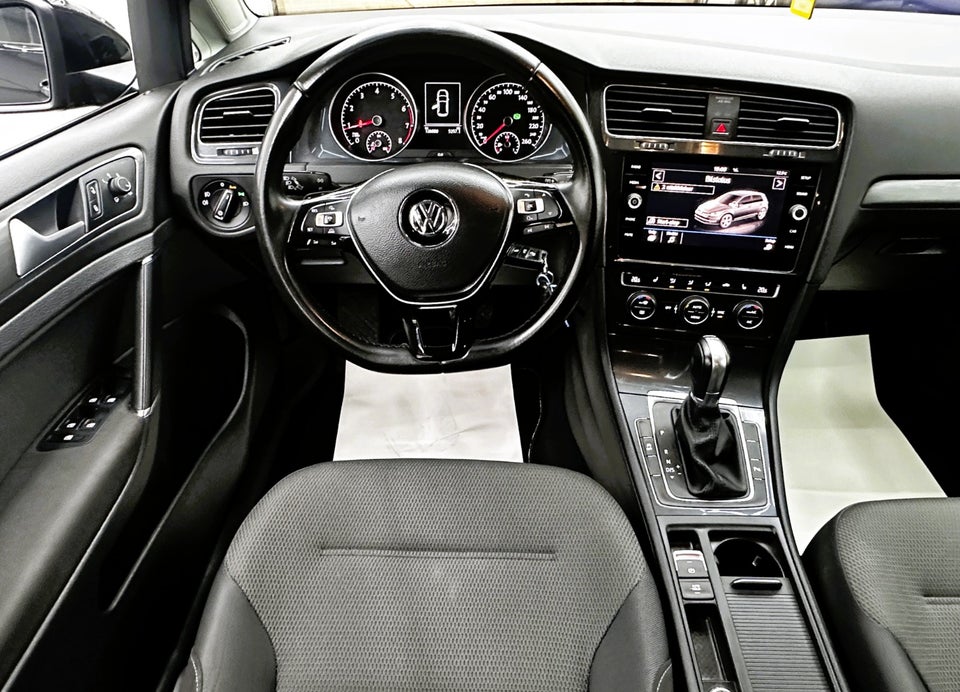 VW Golf VII 1,5 TSi 130 Comfortline DSG 5d