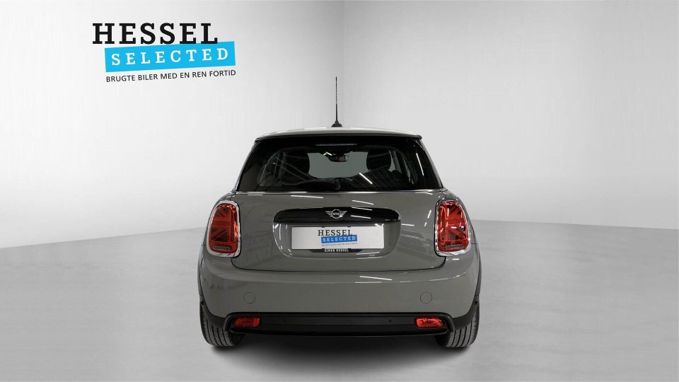 MINI Cooper SE Essential 3d
