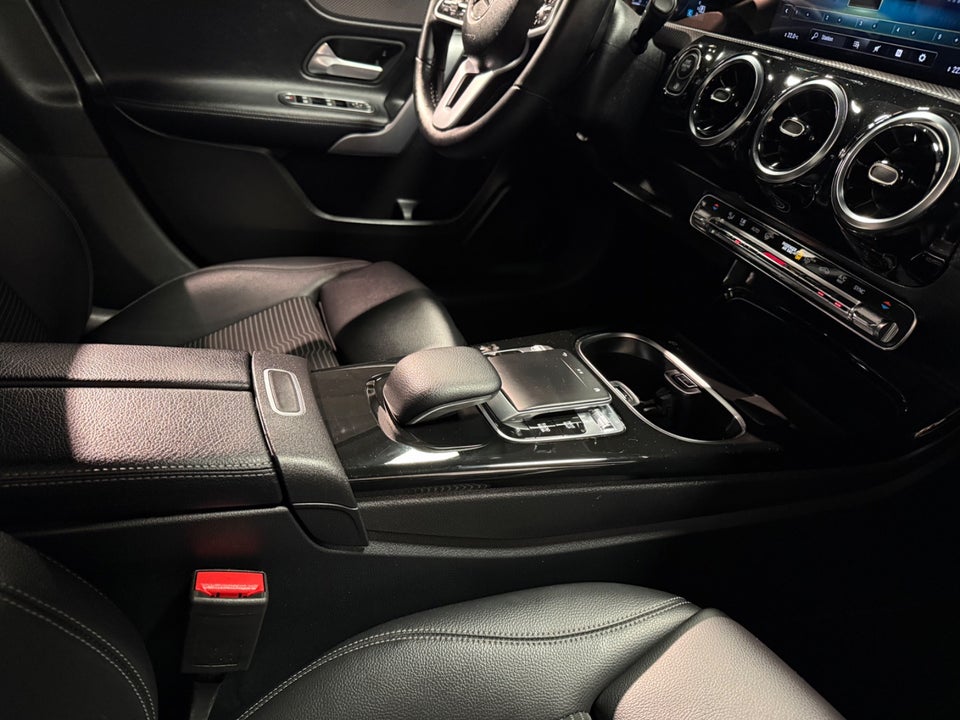 Mercedes A200 1,3 Progressive aut. 4d