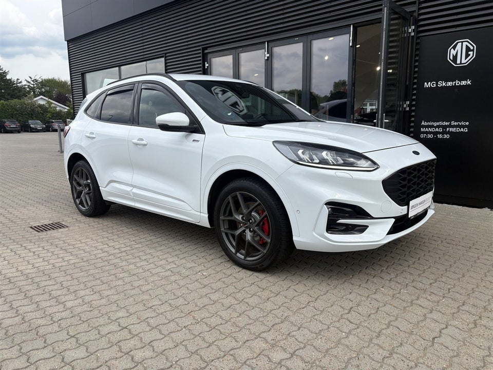 Ford Kuga 2,5 PHEV ST-Line CVT 5d