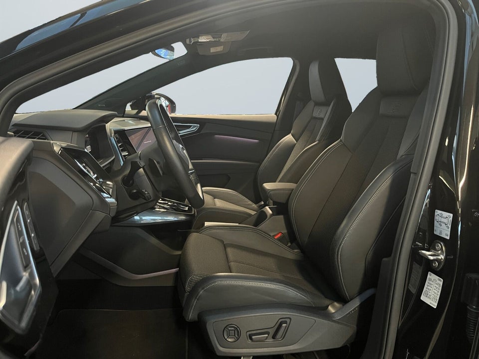 Audi Q4 e-tron 40 S-line 5d