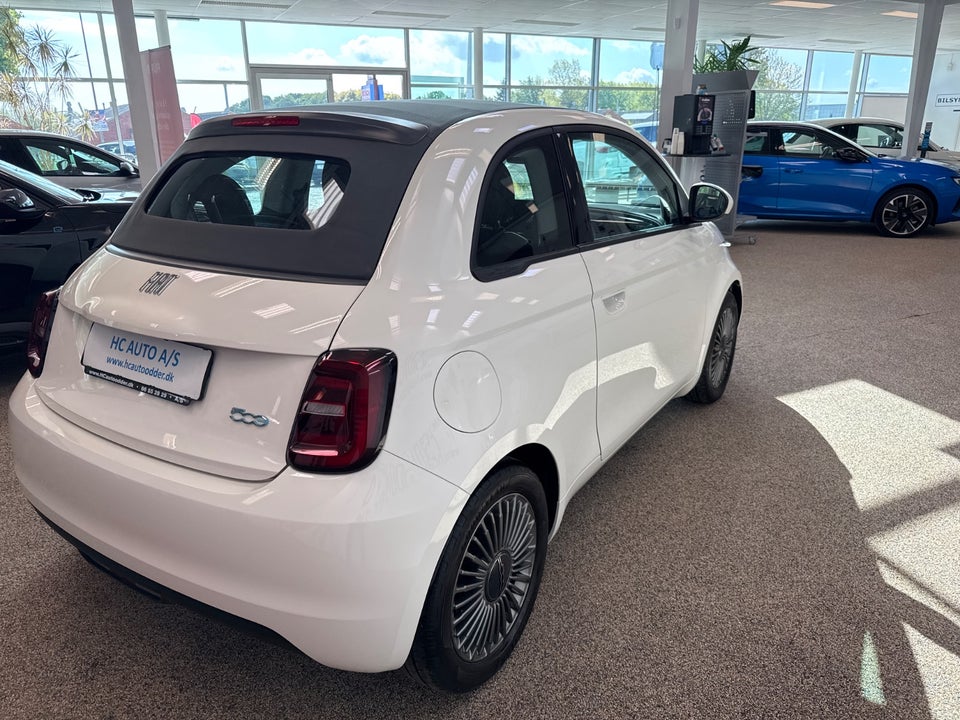 Fiat 500e 42 Icon Cabrio 2d