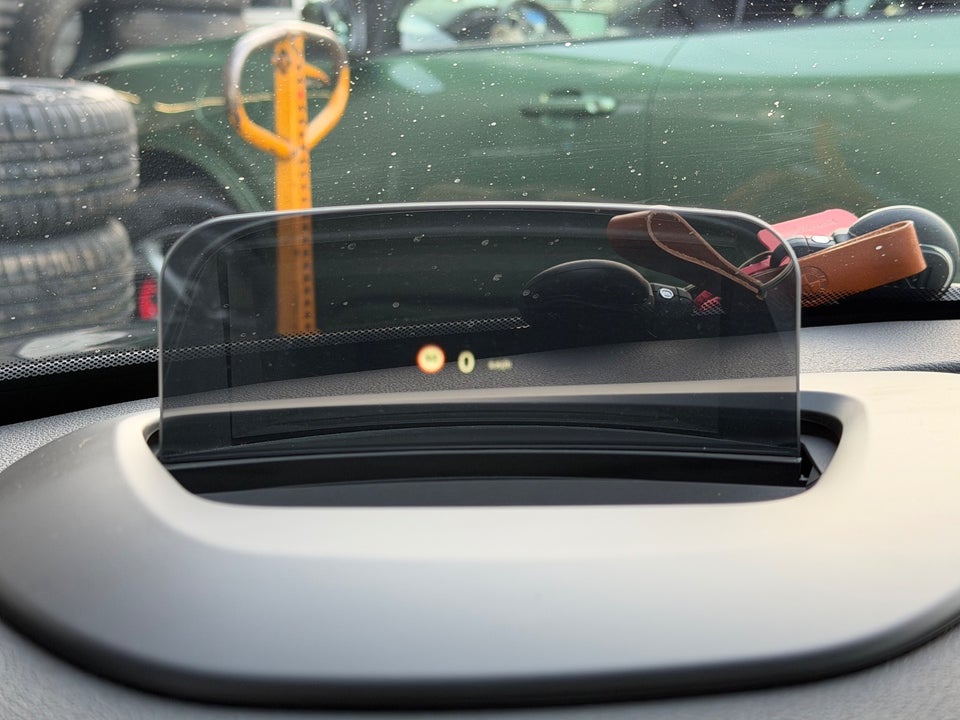 MINI Cooper SE Maximise 3d