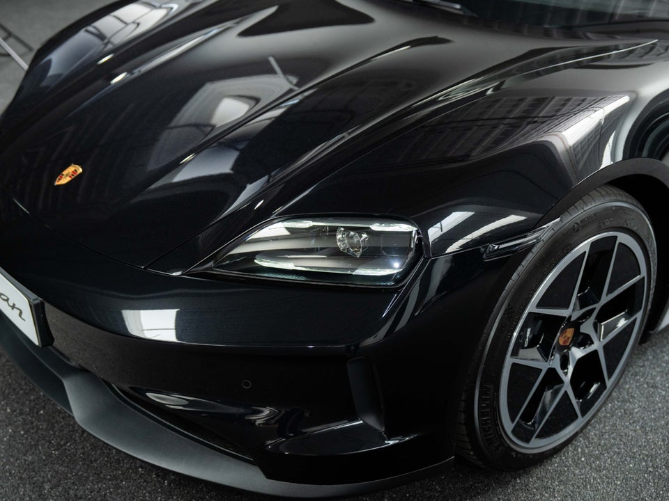 Porsche Taycan Performance+ Sport Turismo 5d