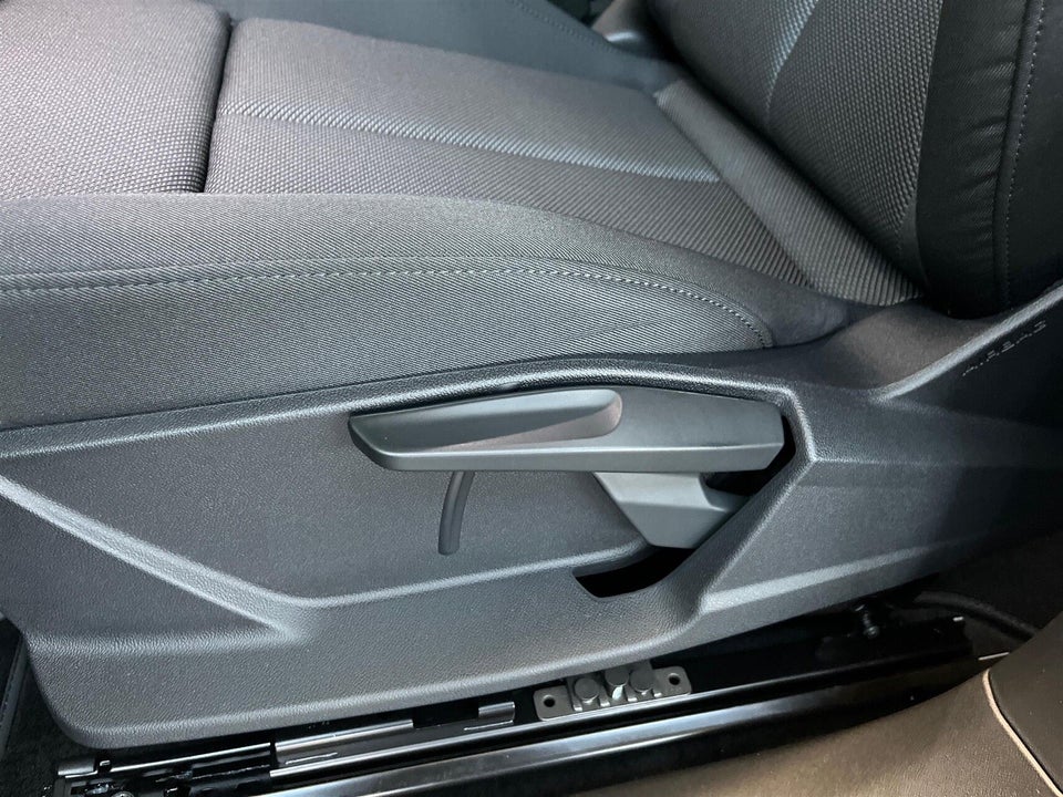 Audi Q4 e-tron 45 Progress quattro 5d