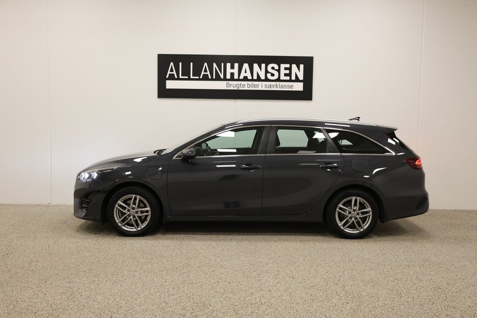 Kia Ceed 1,6 PHEV Prestige SW DCT 5d