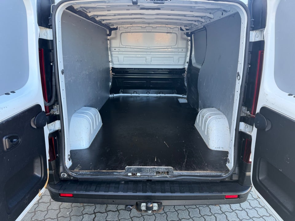 Renault Trafic T29 2,0 dCi 120 L2H1