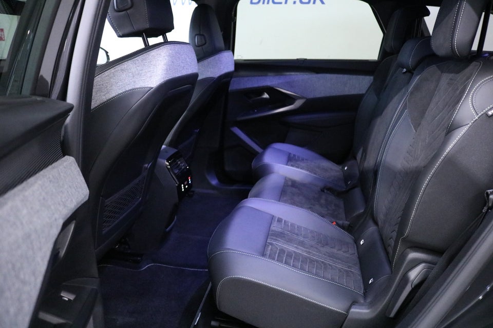 Peugeot e-5008 77 GT Pack 7prs 5d