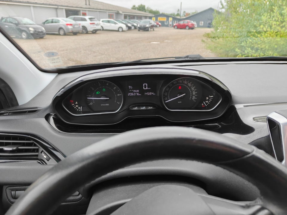 Peugeot 208 1,2 VTi 82 Active 5d
