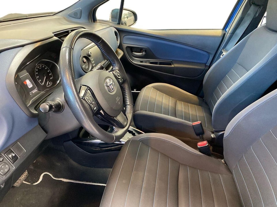 Toyota Yaris 1,5 Hybrid Flavour e-CVT 5d