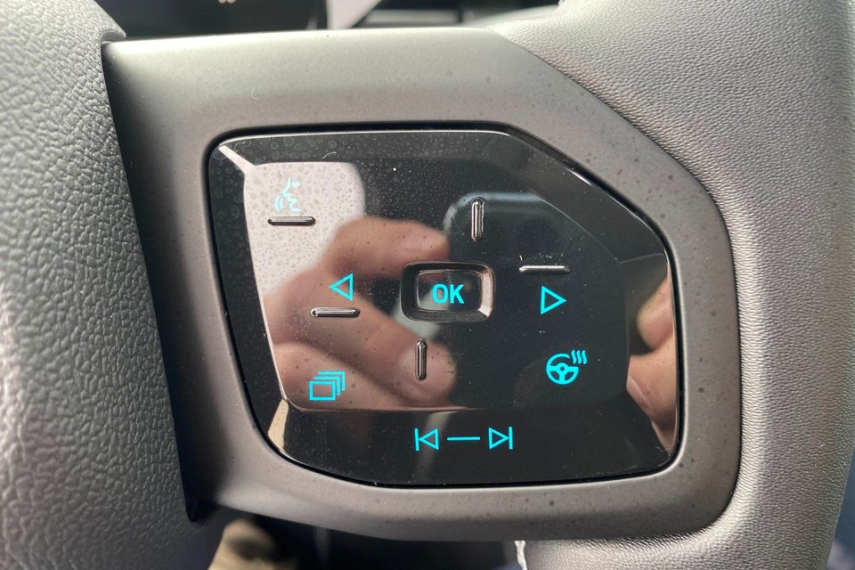 Ford Explorer 77 Premium Extended Range 5d