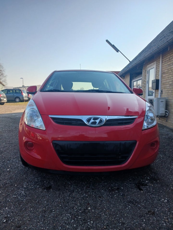 Hyundai i20 1,25 Comfort 5d