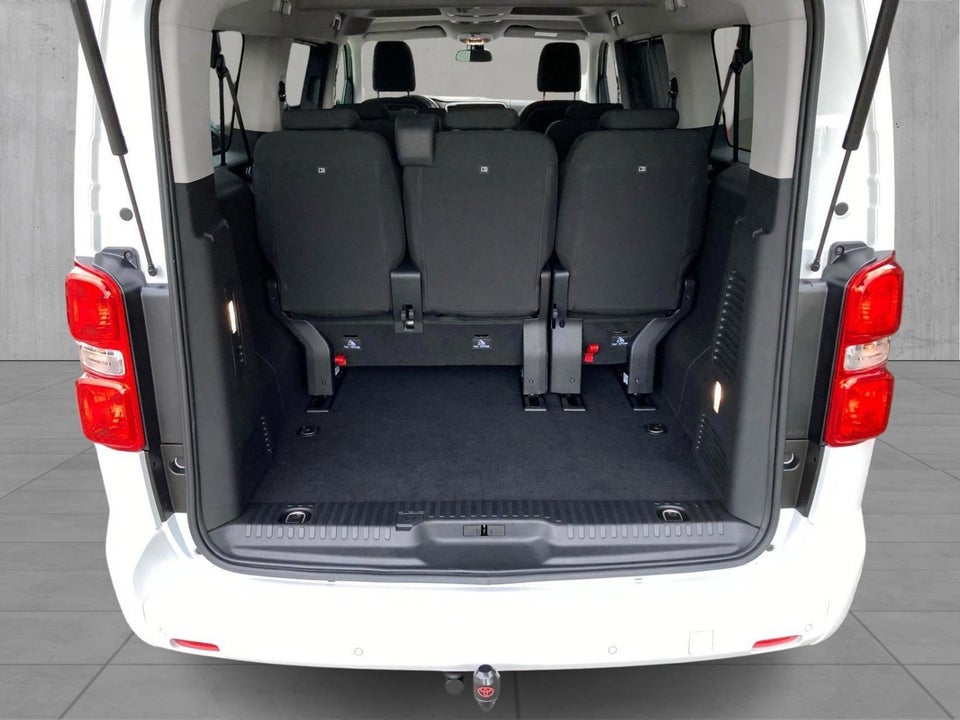 Toyota ProAce Verso 2,0 D 177 Long Family aut. 5d
