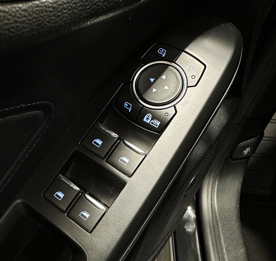 Ford Focus 1,5 EcoBlue ST-Line stc. 5d