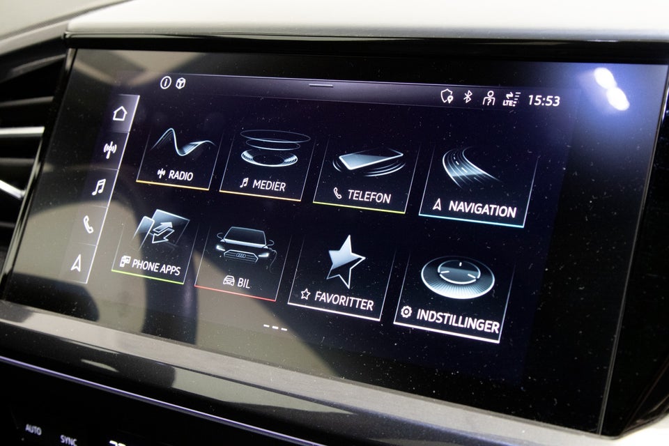 Audi Q4 e-tron 40 S-line 5d