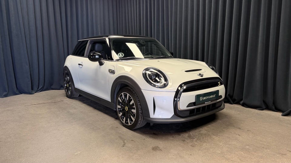MINI Cooper SE Classic Trim 3d