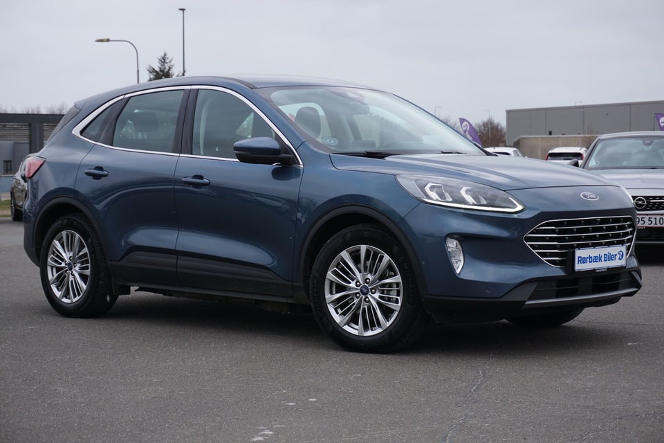 Ford Kuga 2,5 PHEV Titanium X CVT 5d