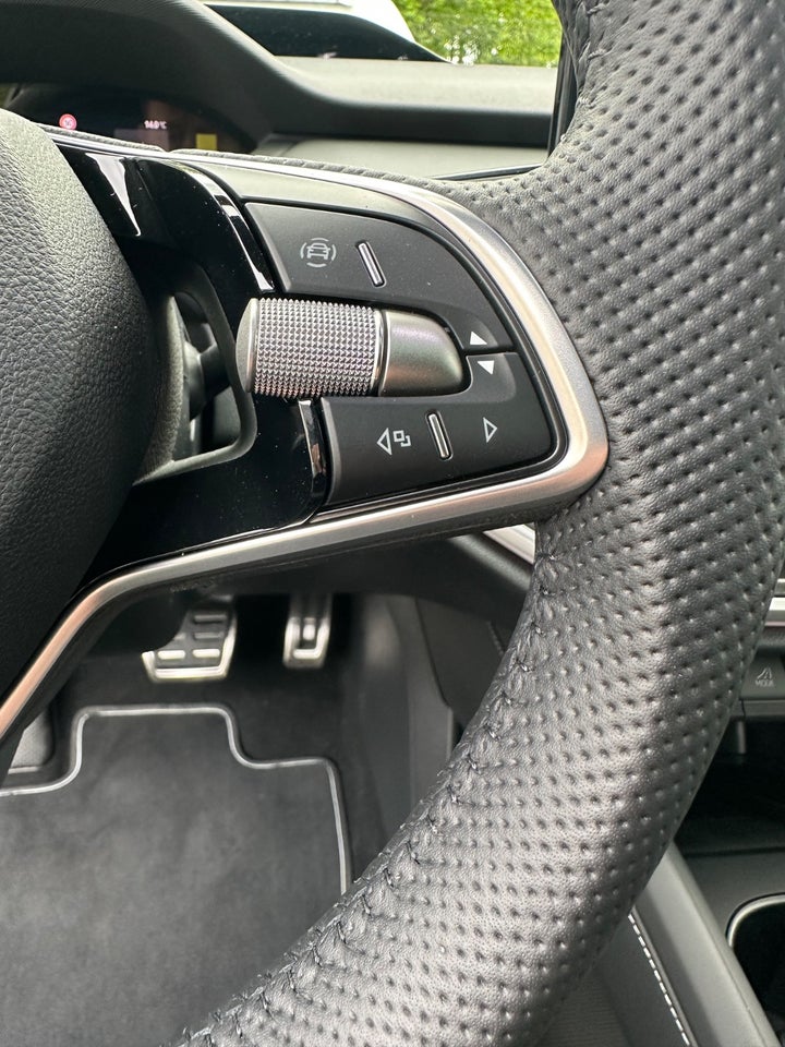 Skoda Enyaq 85 iV Sportline Maxx 5d