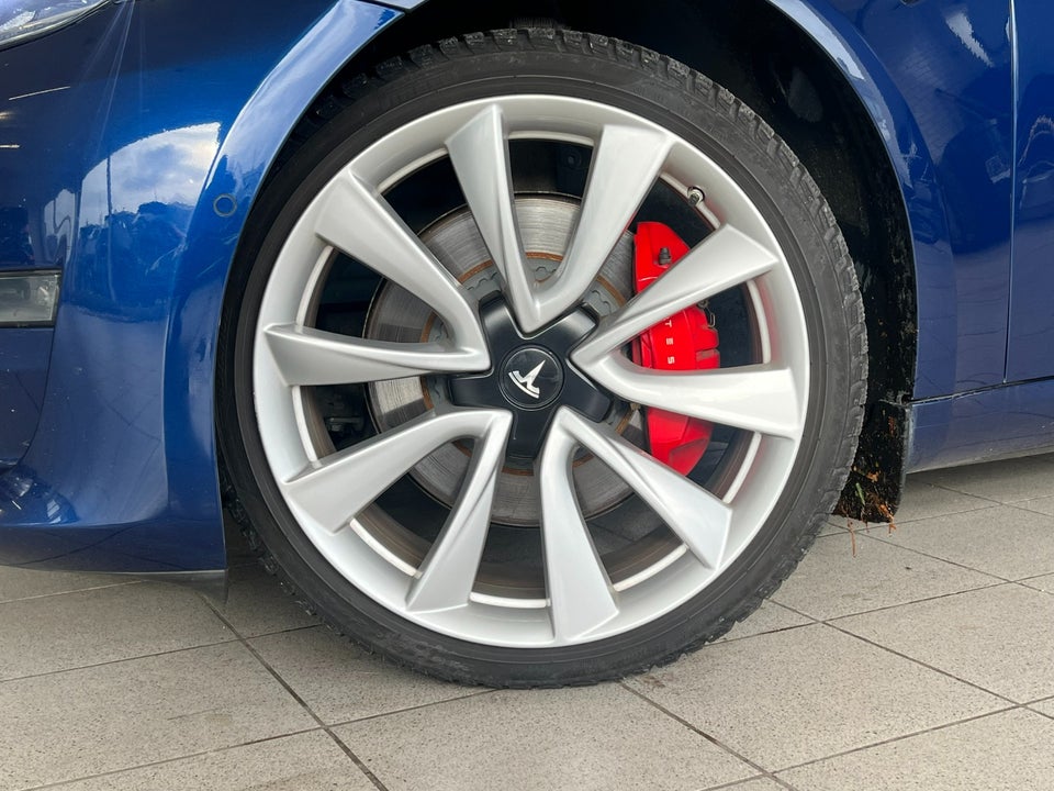 Tesla Model 3 Performance AWD 4d