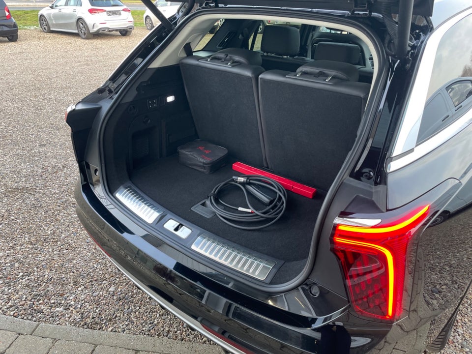 Hongqi E-HS9 99 Premium 5d