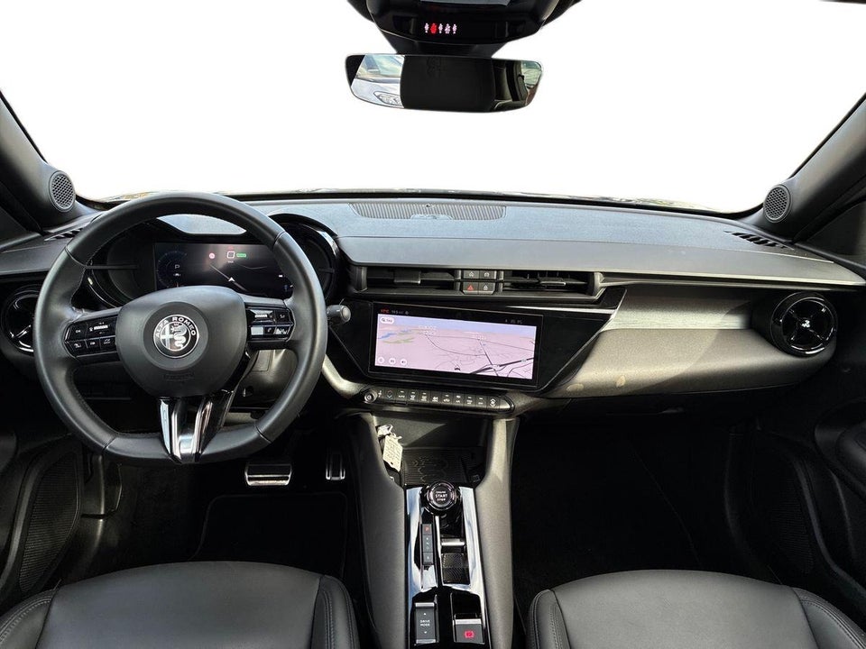 Alfa Romeo Junior Elettrica Speciale 5d