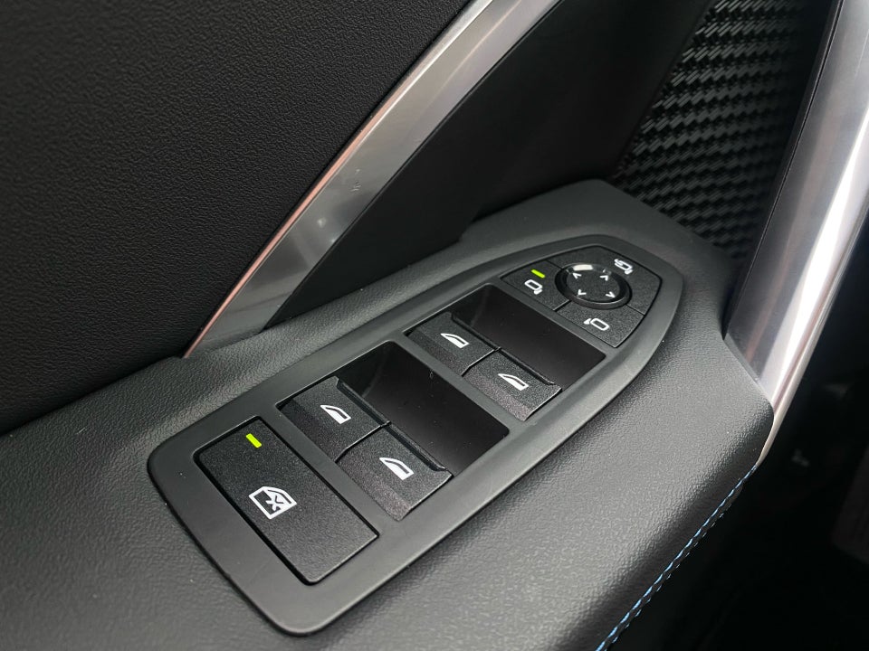 BMW iX1 eDrive20 M-Sport 5d