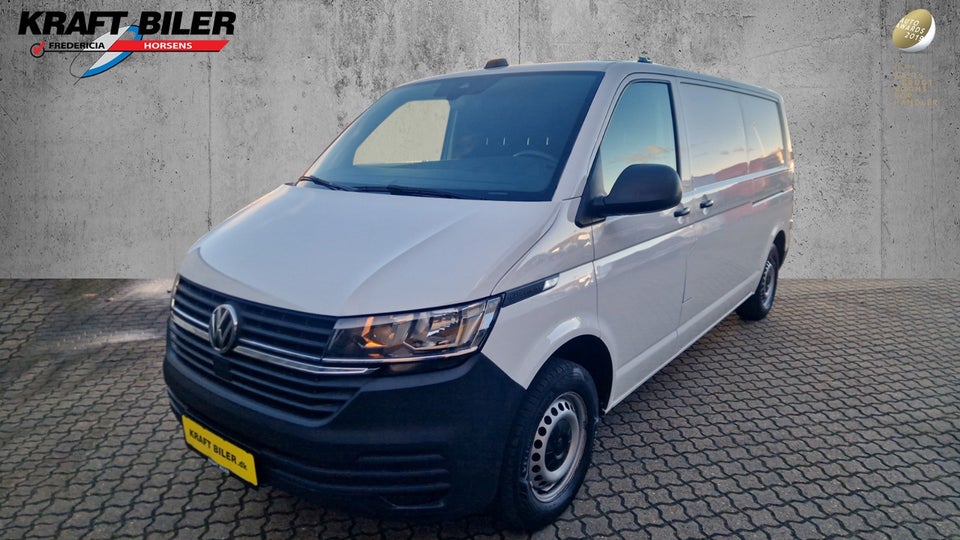 VW Transporter 2,0 TDi 110 Kassevogn lang