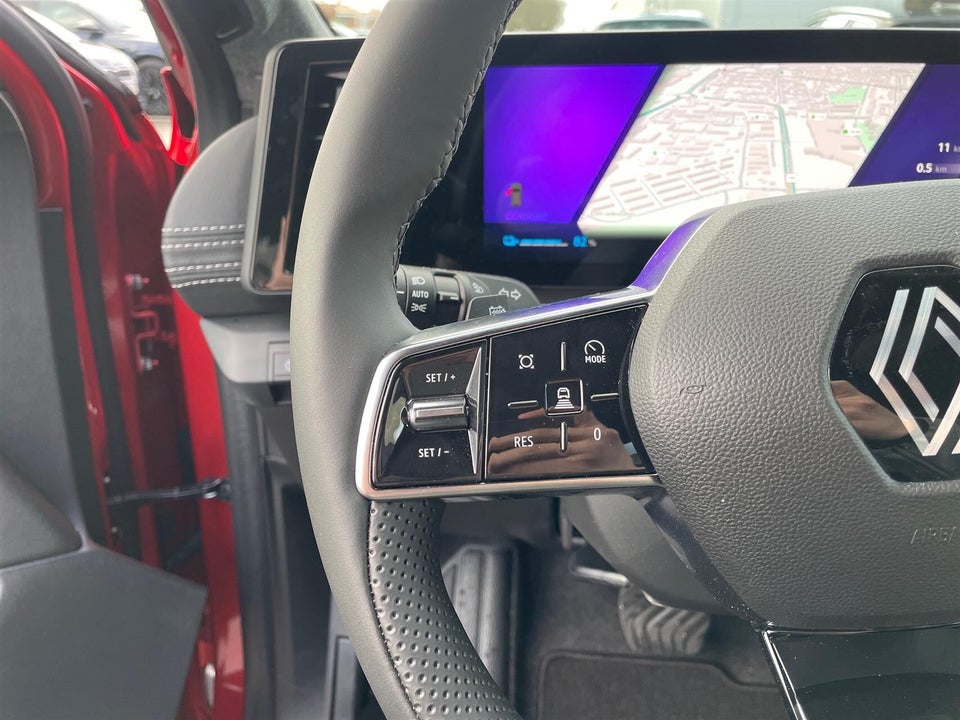 Renault Scenic E-Tech 87 Iconic 5d