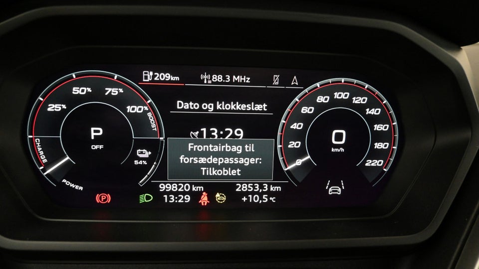 Audi Q4 e-tron 50 Attitude quattro 5d