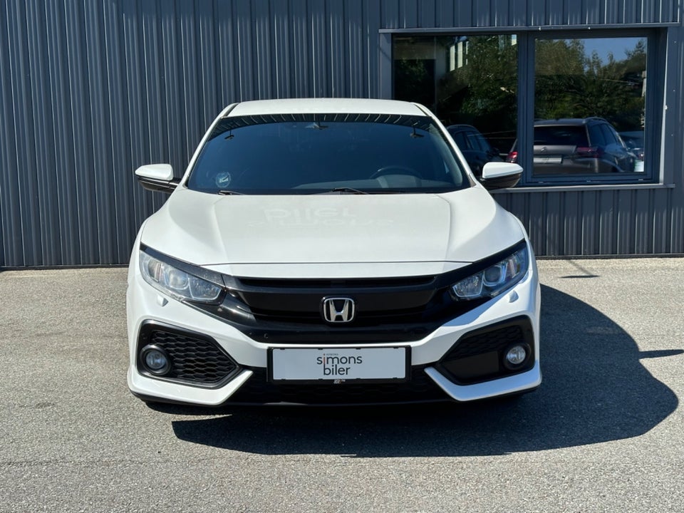 Honda Civic 1,0 VTEC Turbo Elegance CVT 5d