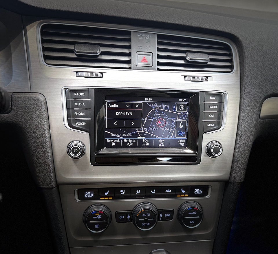 VW Golf VII 1,4 TSi 122 Comfortline DSG BMT 5d