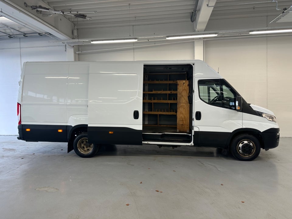 Iveco Daily 3,0 35C18 16m³ Van AG8