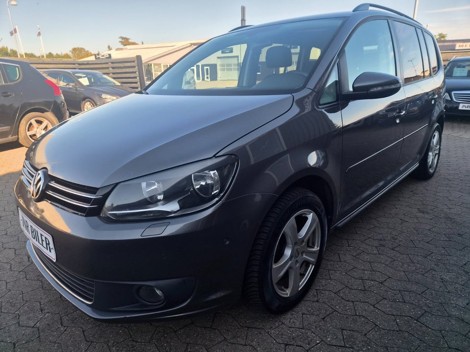 VW Touran 1,6 TDi 105 Comfortline DSG BMT 7prs 5d