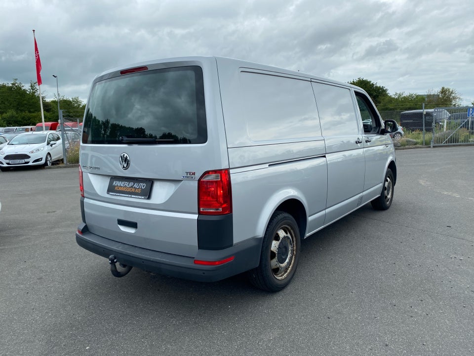 VW Transporter 2,0 TDi 180 Kassevogn DSG lang