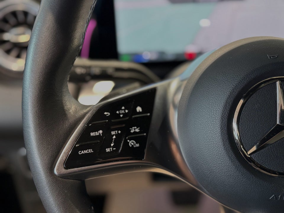 Mercedes EQB350 Progressive Advance Plus 4Matic 7prs 5d