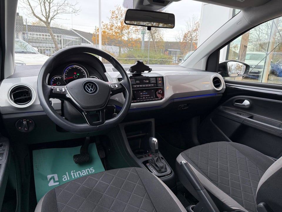 VW e-Up! Move Up! 5d