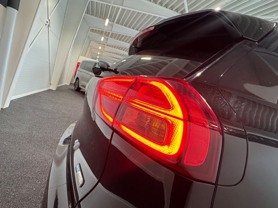 Kia e-Niro 64 Advance 5d