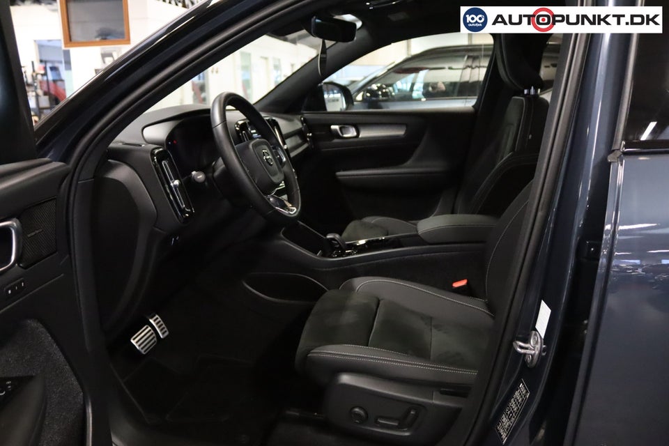 Volvo XC40 P6 ReCharge Pro 5d