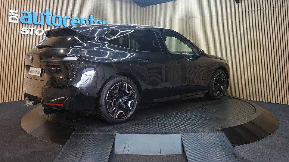 BMW iX xDrive40 Sport 5d