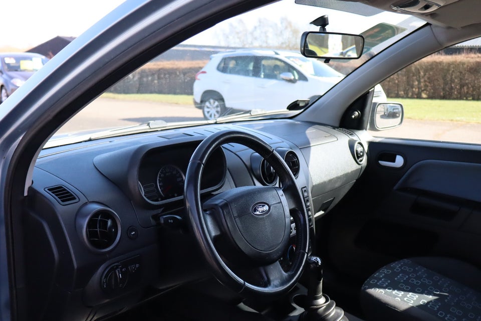 Ford Fusion 1,4 Elegance 5d