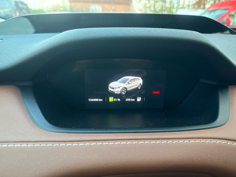 Skoda Enyaq 80 iV Suite 5d