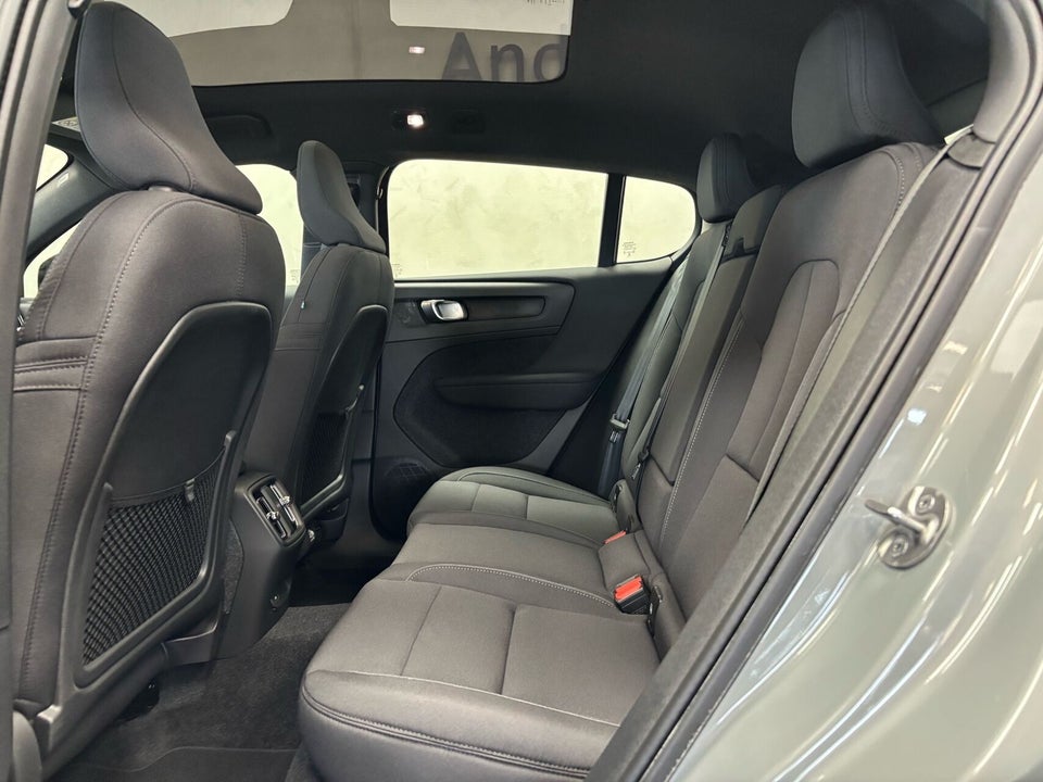 Volvo C40 ReCharge Core 5d