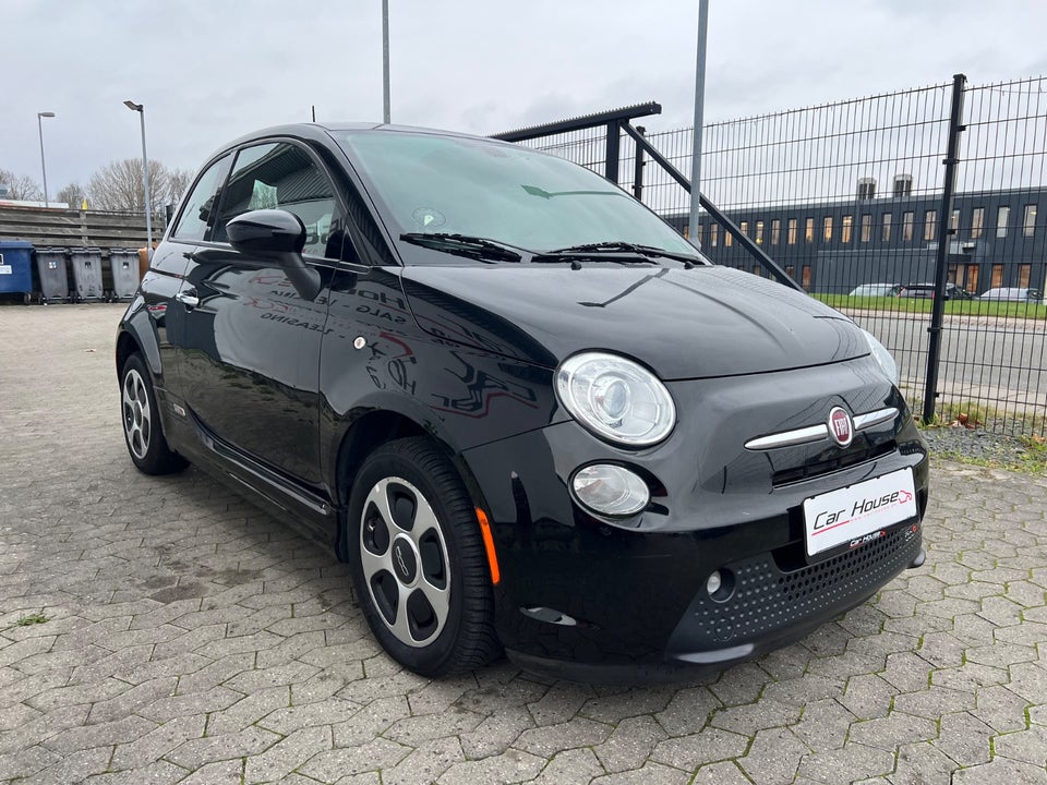 Fiat 500e 24 Action 3d