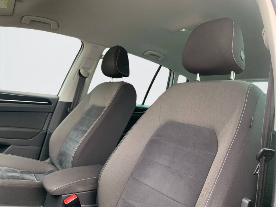 VW Golf Sportsvan 1,4 TSi 150 R-line DSG BMT 5d