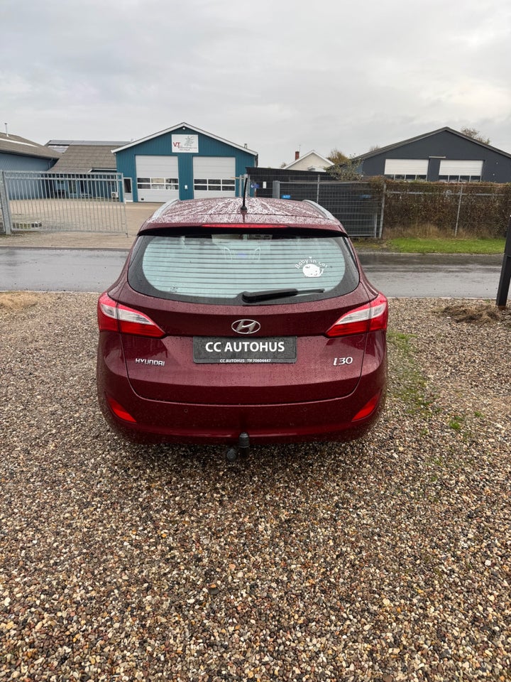 Hyundai i30 1,6 CRDi 110 Active CW 5d