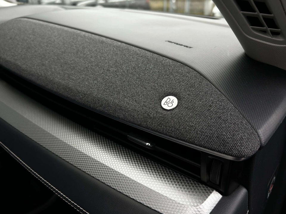 Ford Mustang Mach-E 75 Standard Range 5d