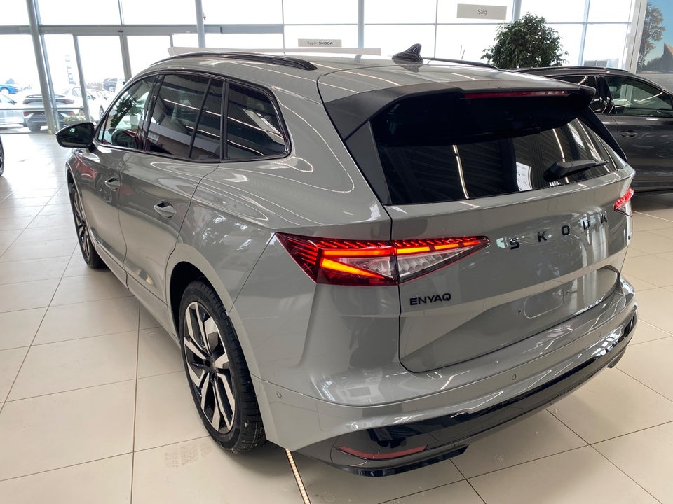 Skoda Enyaq 85x iV Sportline Maxx 5d